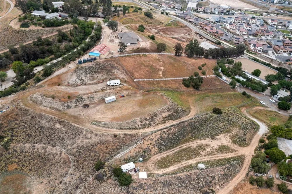 8305 Gambier Corona, CA 92883