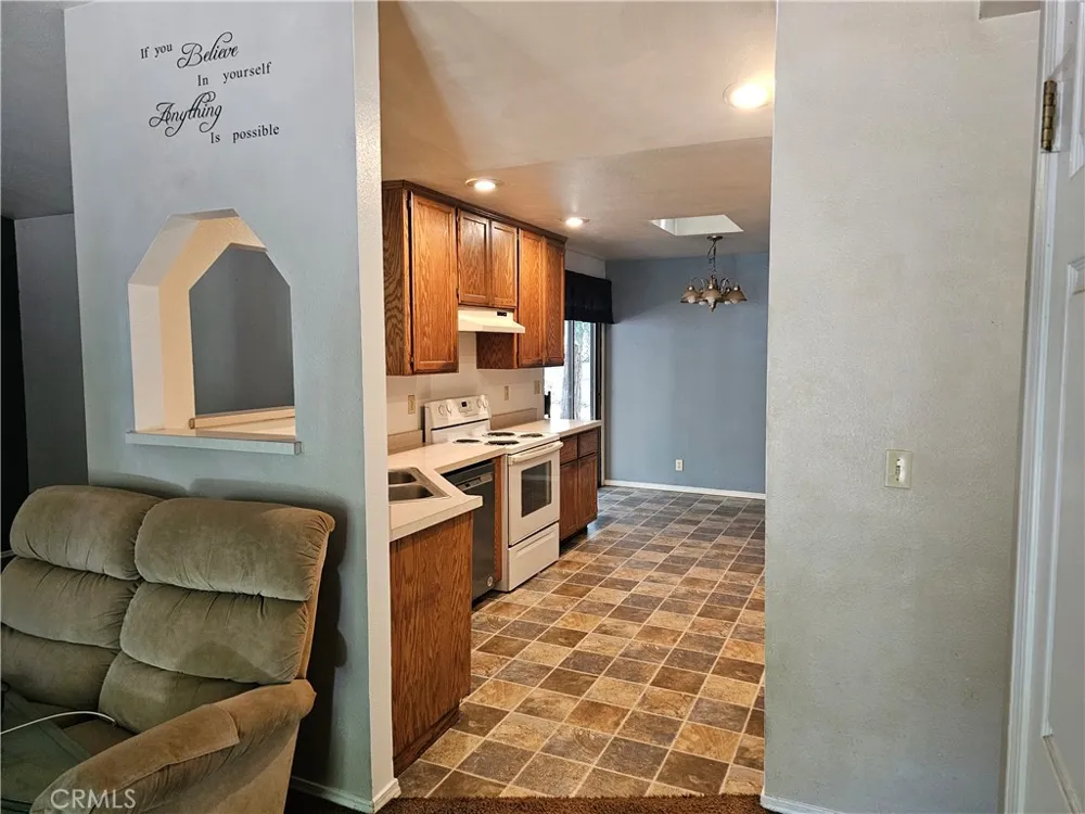 14708 Wood Drive Magalia, CA 95954
