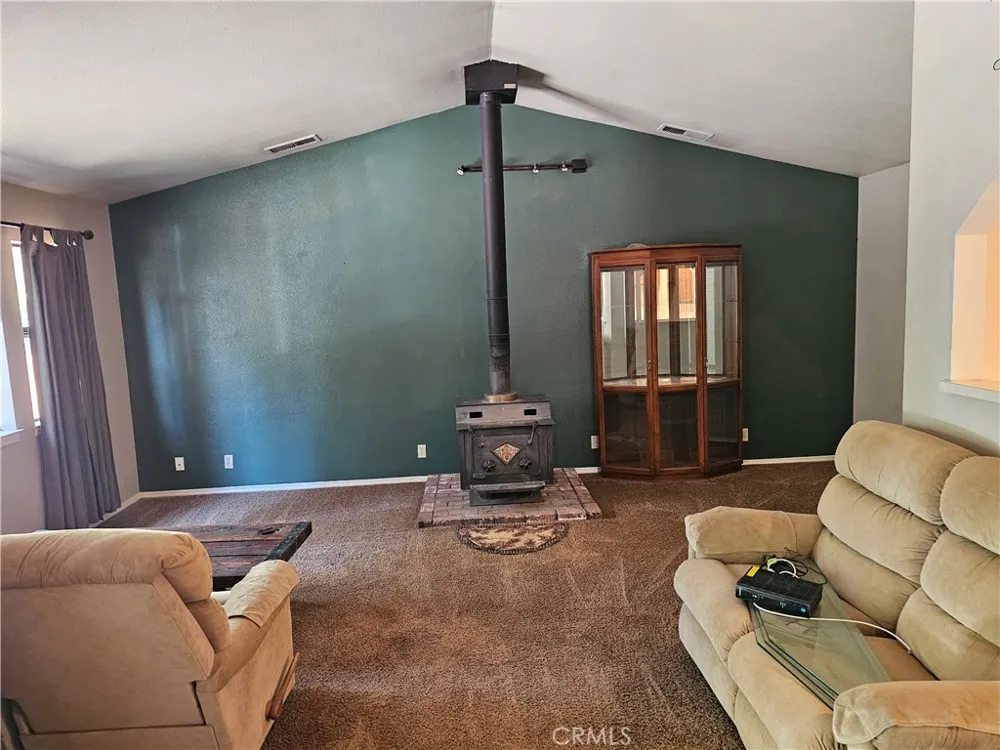 14708 Wood Drive Magalia, CA 95954