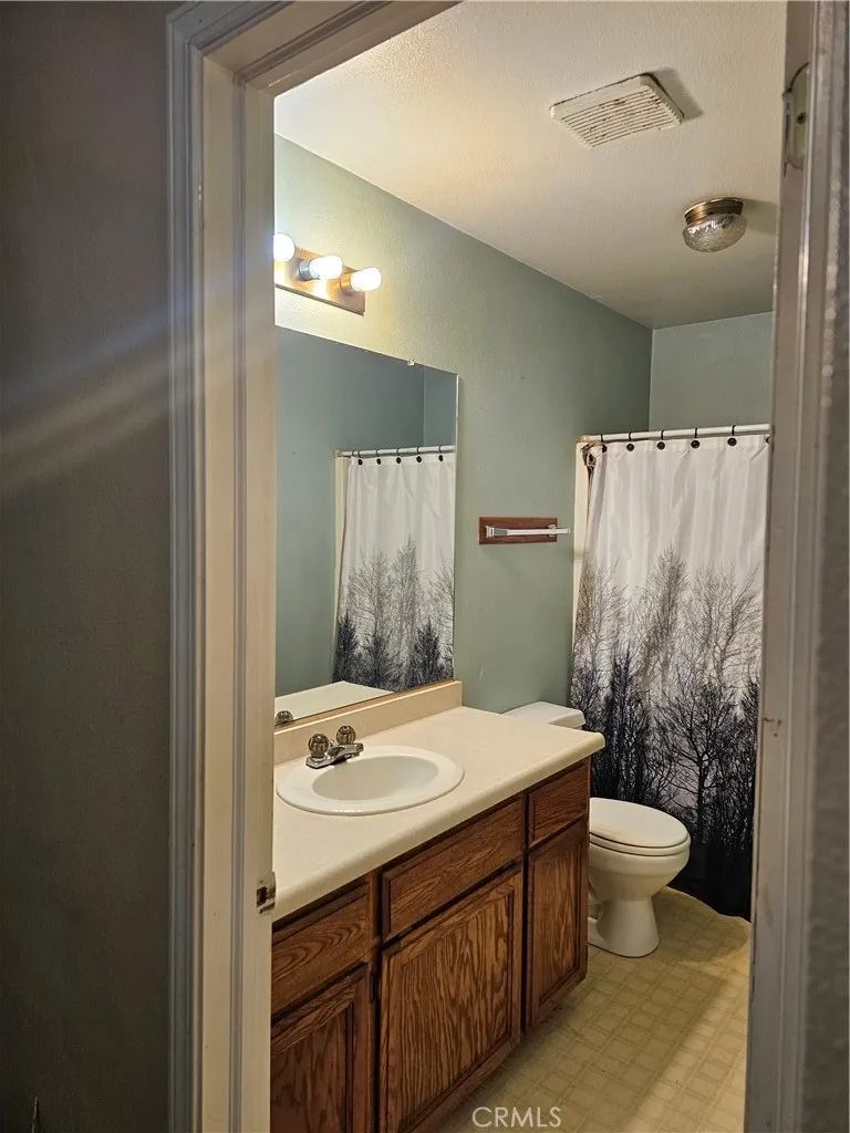 14708 Wood Drive Magalia, CA 95954