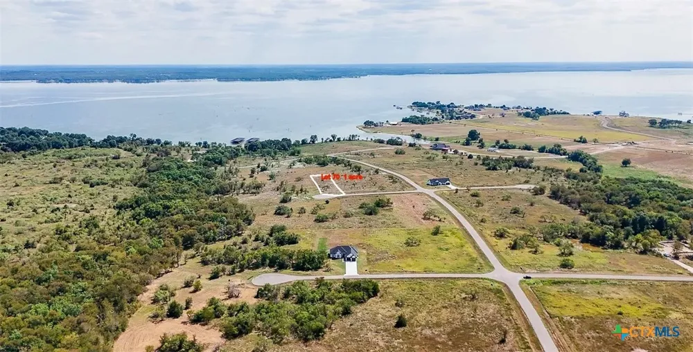 70 Stillwater Shores Corsicana, TX 75109