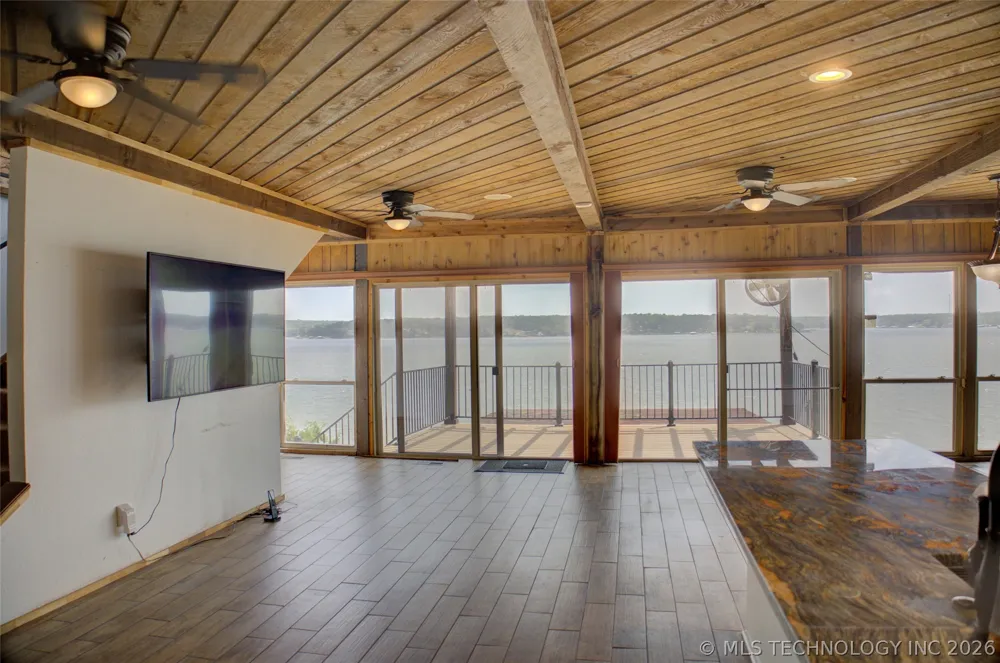 35702 Sportman Road Afton, OK 74331