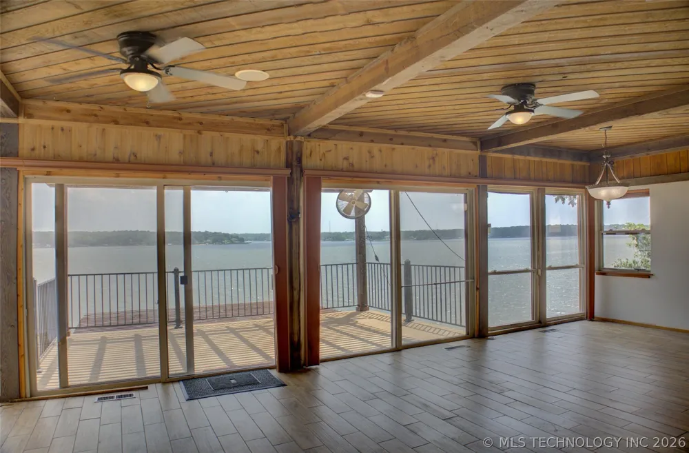 35702 Sportman Road Afton, OK 74331