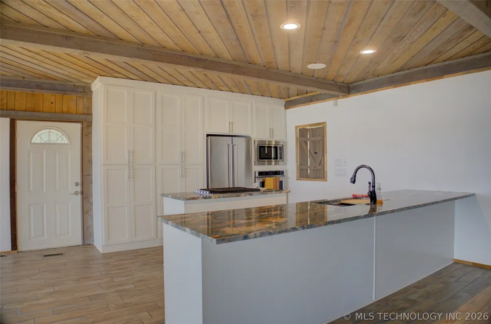 35702 Sportman Road Afton, OK 74331