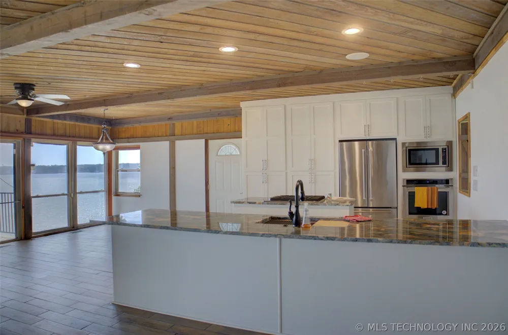 35702 Sportman Road Afton, OK 74331
