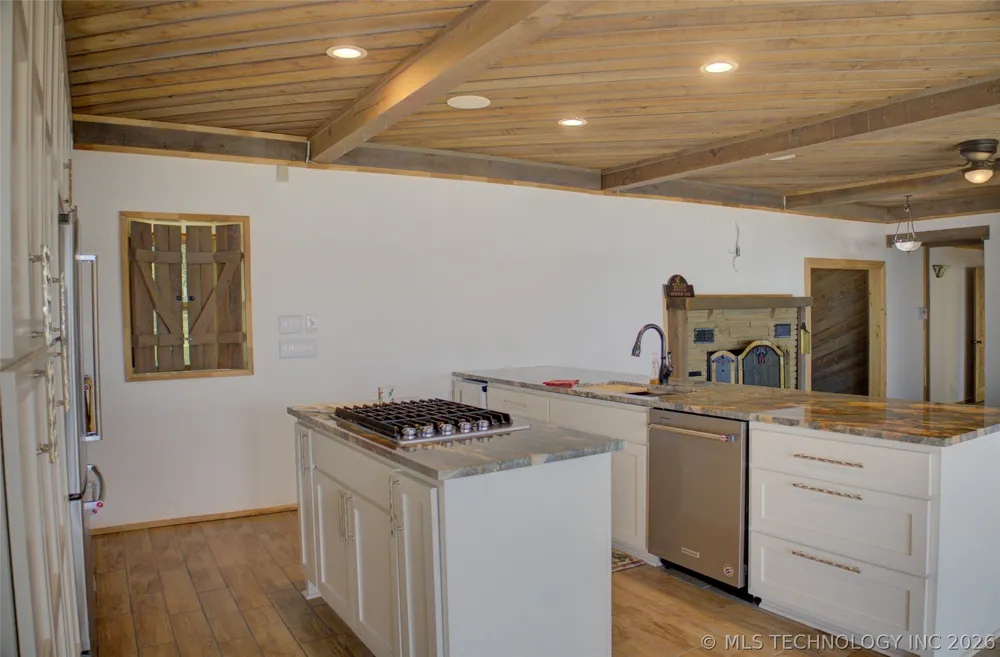 35702 Sportman Road Afton, OK 74331