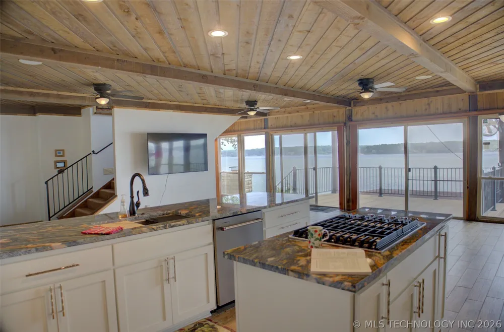 35702 Sportman Road Afton, OK 74331