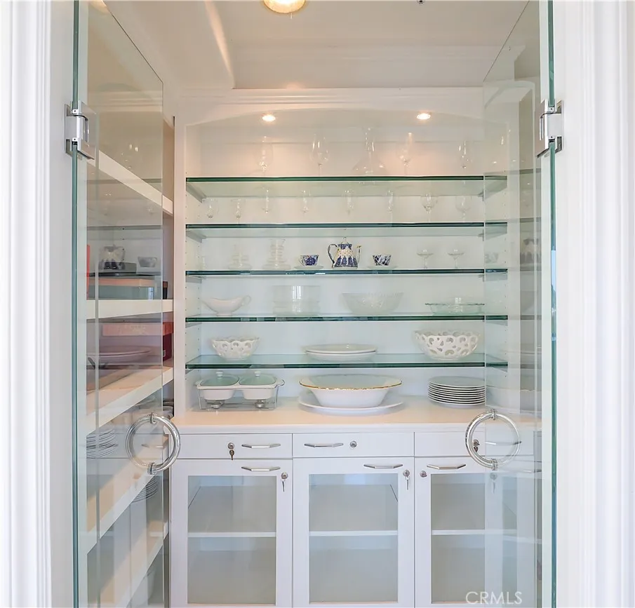 702 via La Cuesta Palos Verdes Estates, CA 90274