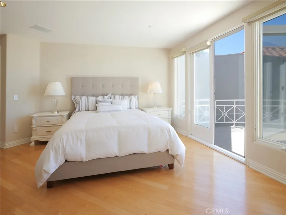 702 via La Cuesta Palos Verdes Estates, CA 90274