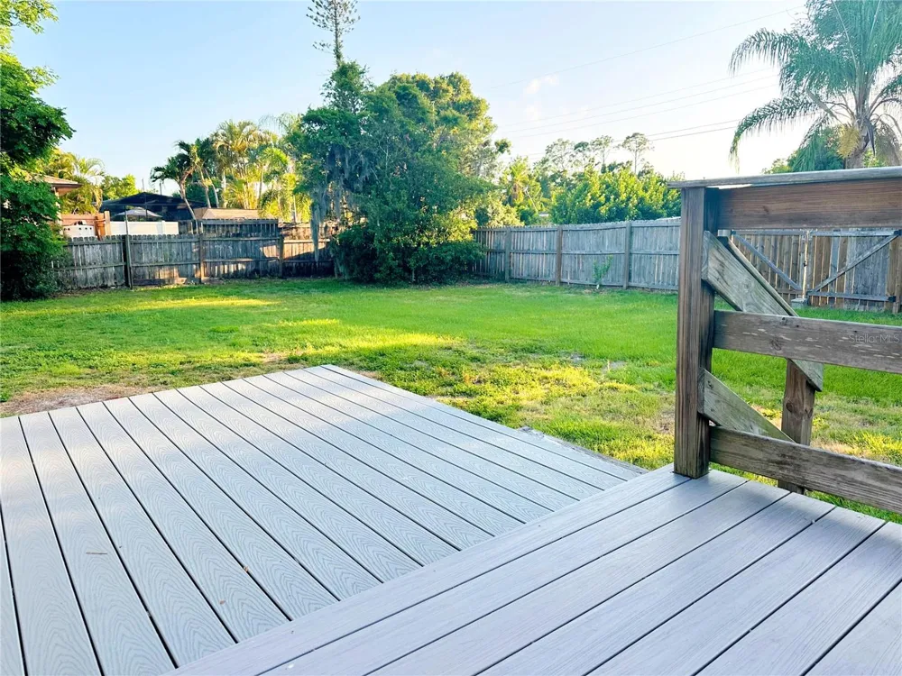 4722 HARRIS AVENUE Sarasota, FL 34233