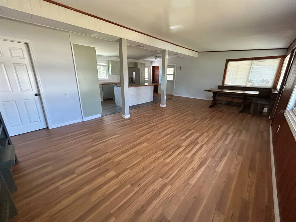 4722 HARRIS AVENUE Sarasota, FL 34233