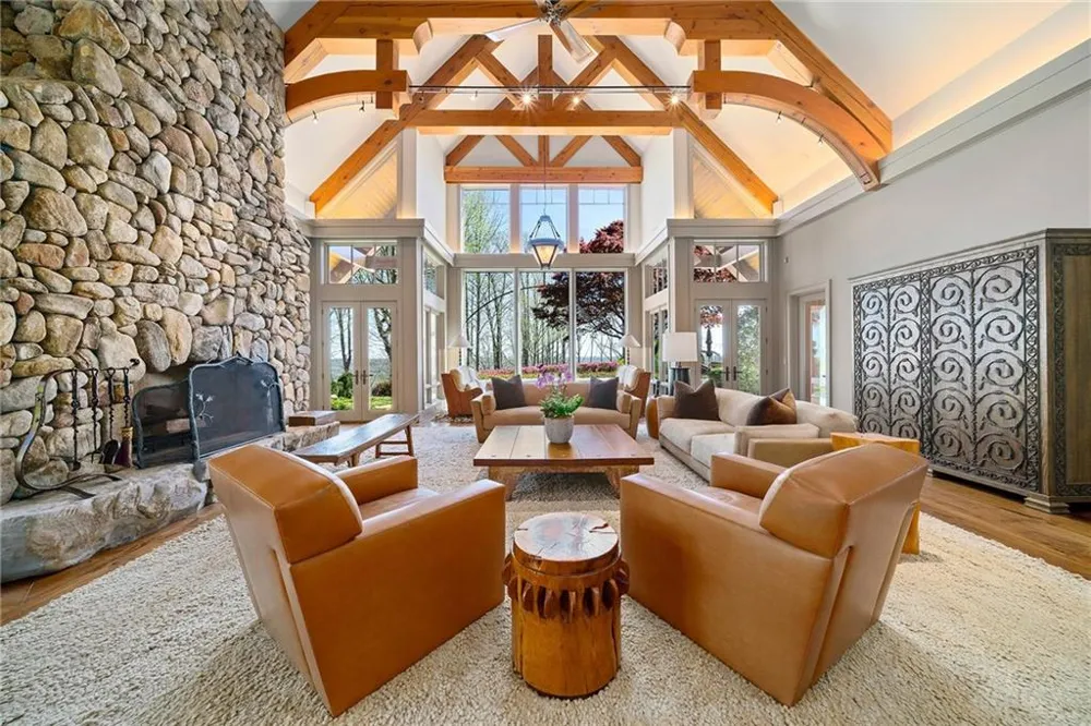 1103 Apple Pie Ridge Road Alto, GA 30510