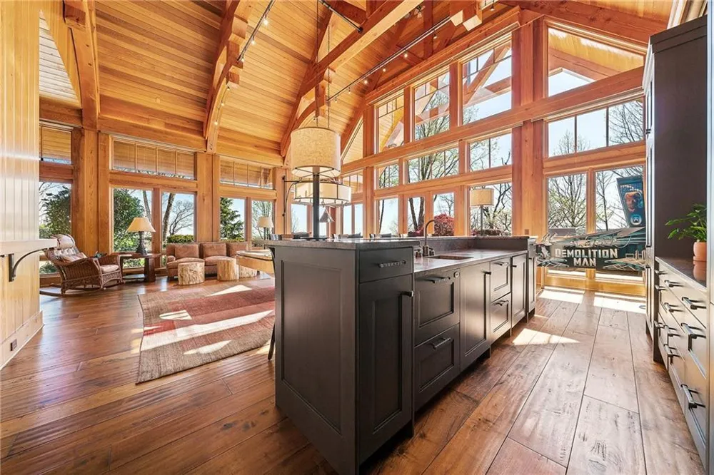 1103 Apple Pie Ridge Road Alto, GA 30510