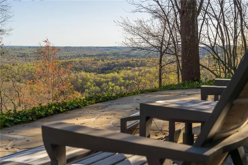1103 Apple Pie Ridge Road Alto, GA 30510