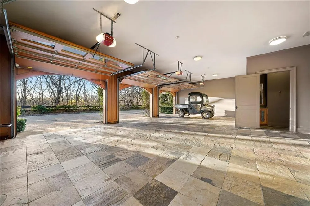 1103 Apple Pie Ridge Road Alto, GA 30510