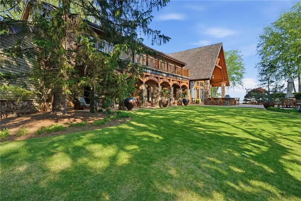 1103 Apple Pie Ridge Road Alto, GA 30510