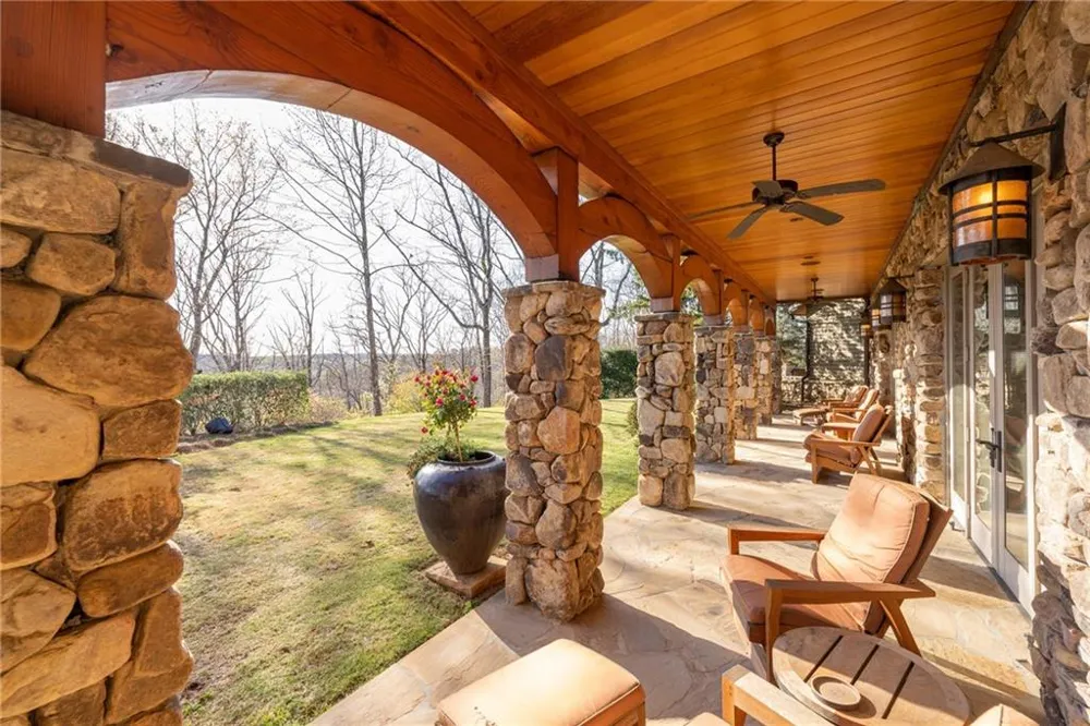 1103 Apple Pie Ridge Road Alto, GA 30510