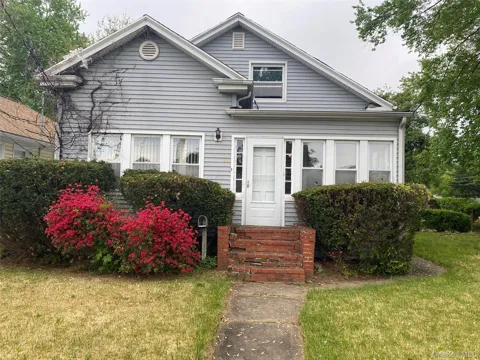 32 Rosemont Boulevard