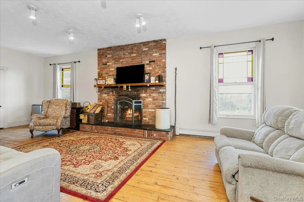 14 Maple Avenue Goshen, NY 10924