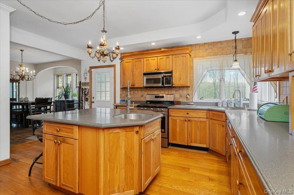 14 Maple Avenue Goshen, NY 10924