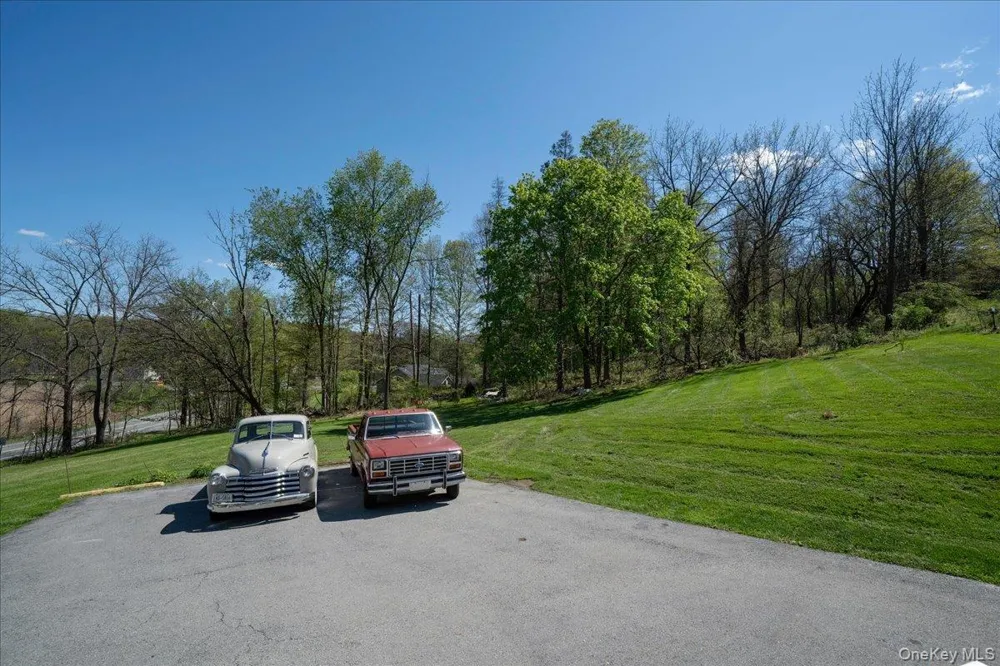 14 Maple Avenue Goshen, NY 10924
