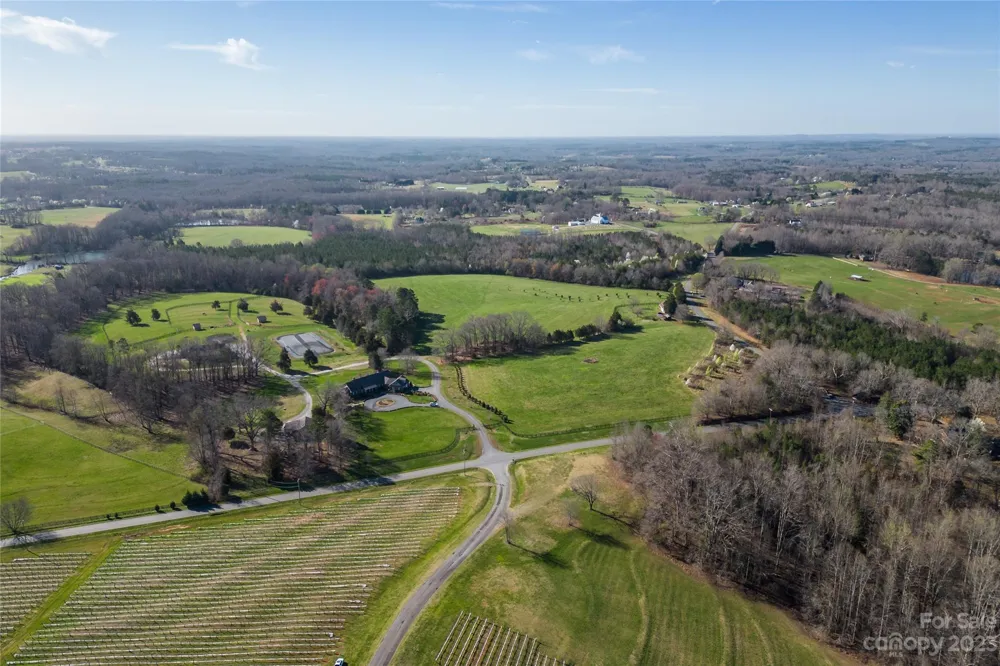 157 Melvin Hill Road Columbus, NC 28722