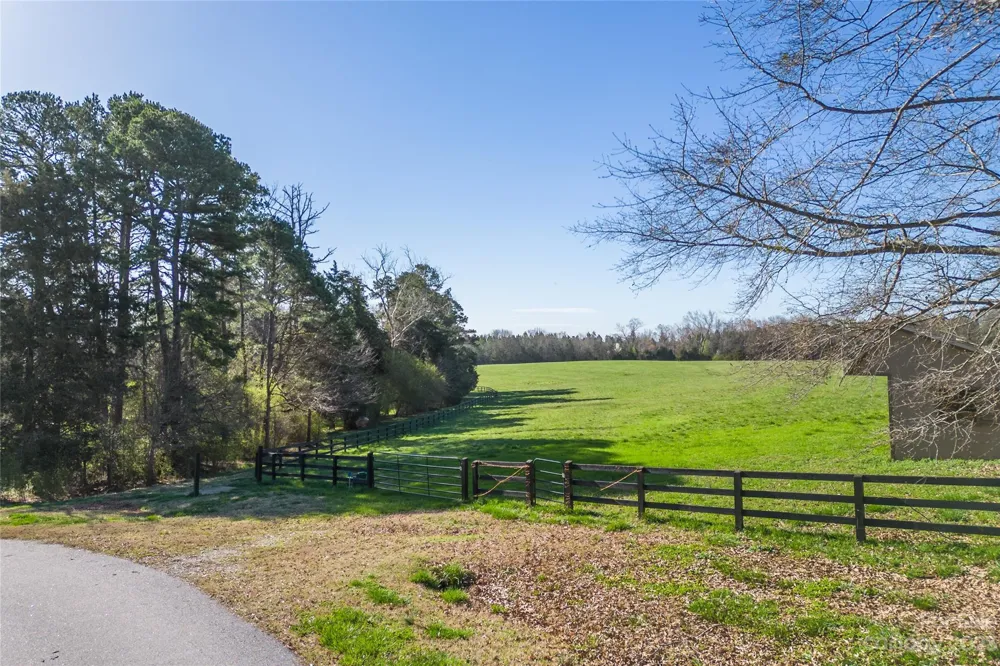 157 Melvin Hill Road Columbus, NC 28722