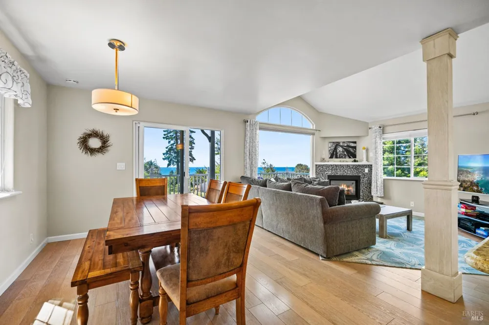 35540 Ocean View Court Gualala, CA 95445