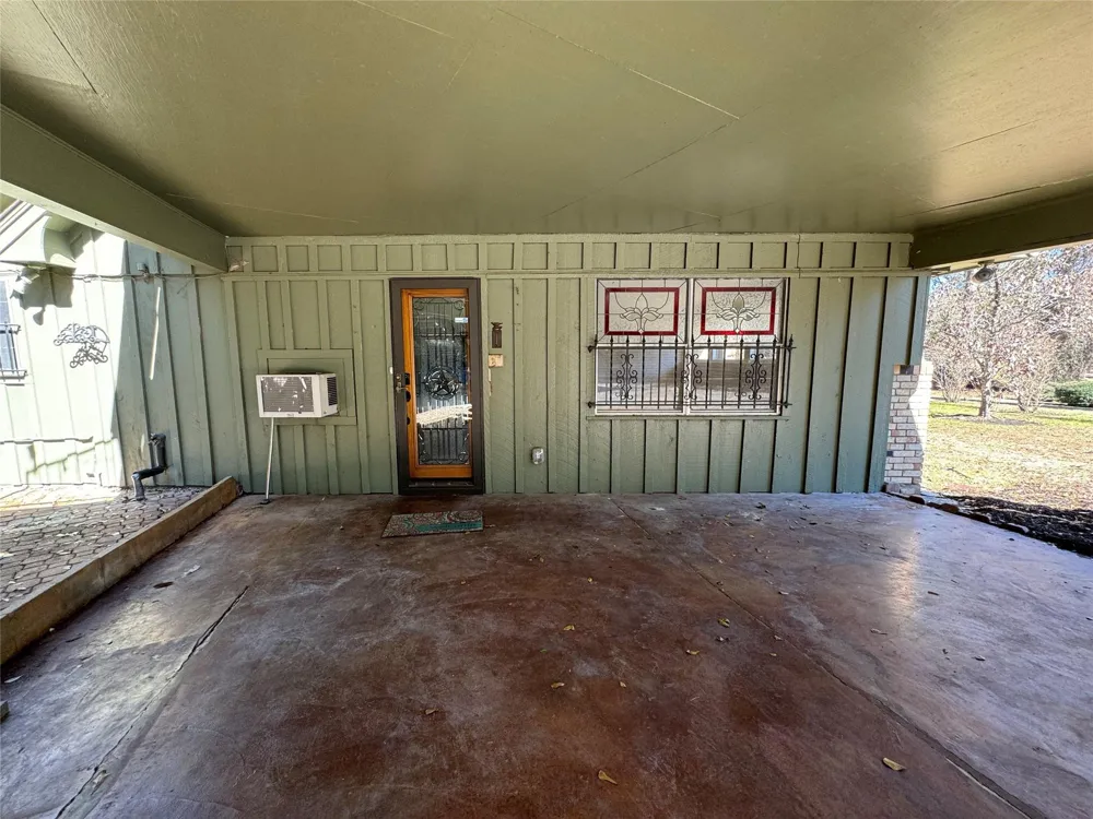 2019 Thompson Street #A Conroe, TX 77301