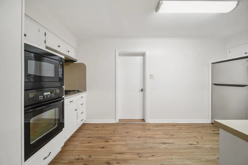 2019 Thompson Street #A Conroe, TX 77301
