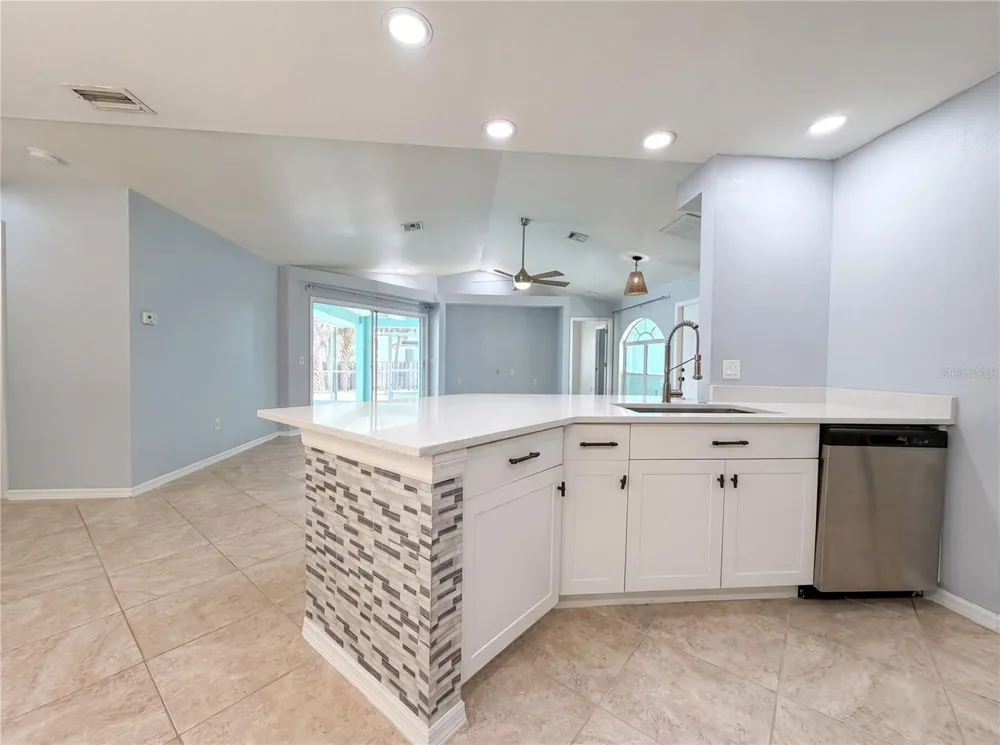 212 WASHINGTON AVENUE Osprey, FL 34229