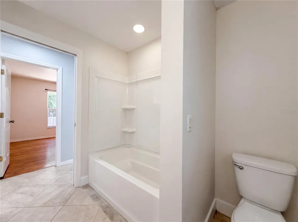 212 WASHINGTON AVENUE Osprey, FL 34229