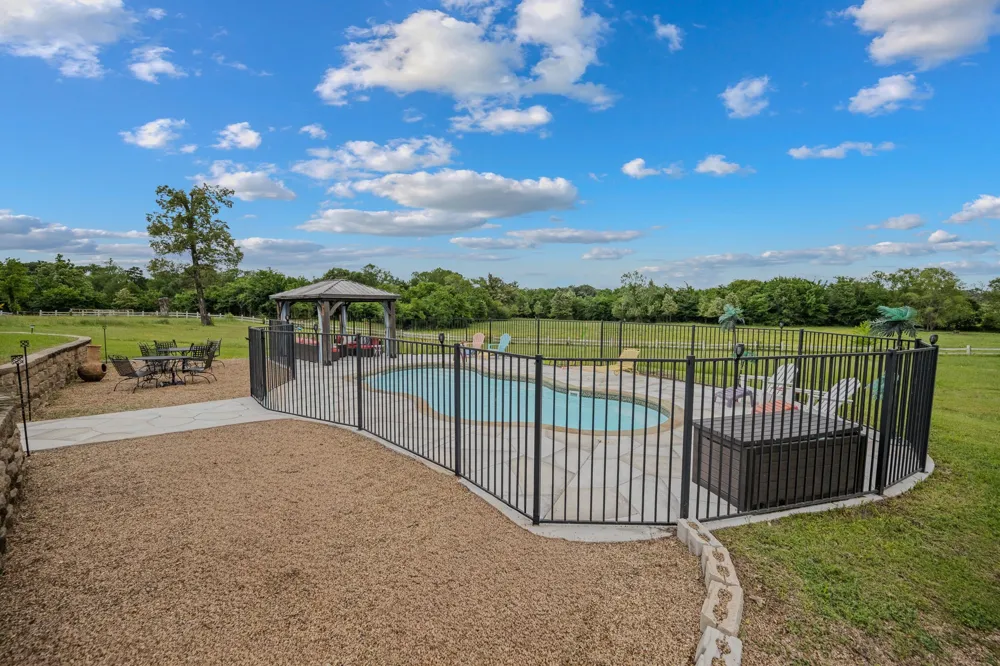 552 Vz County Road 2142 Wills Point, TX 75169