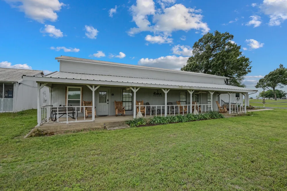 552 Vz County Road 2142 Wills Point, TX 75169