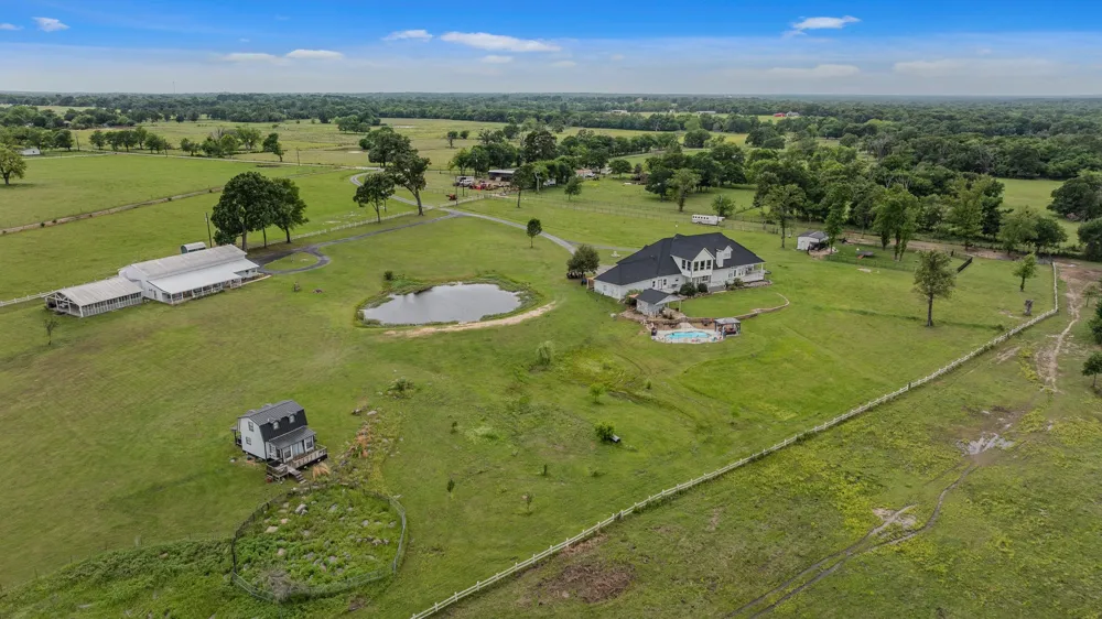 552 Vz County Road 2142 Wills Point, TX 75169