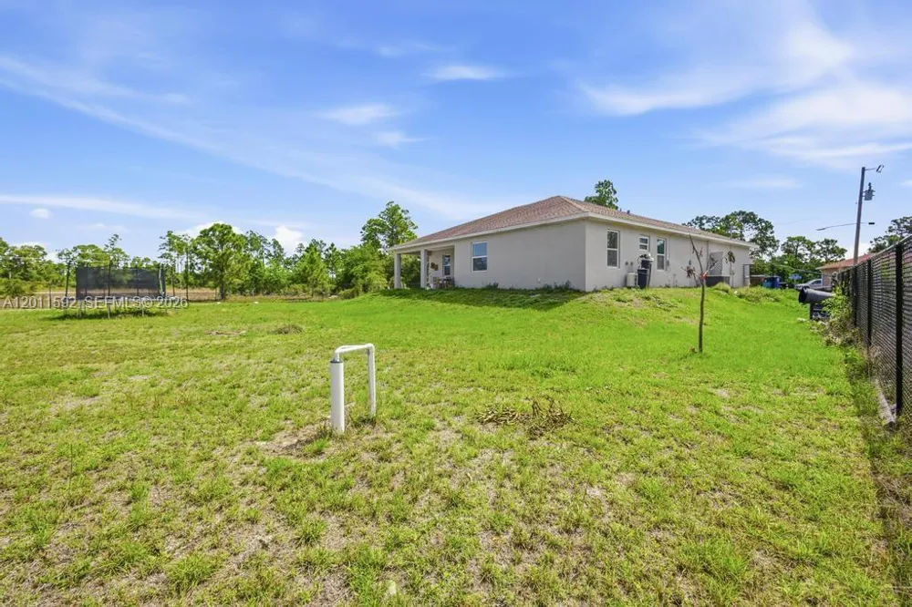 1211 Eclat St E Lehigh Acres, FL 33974
