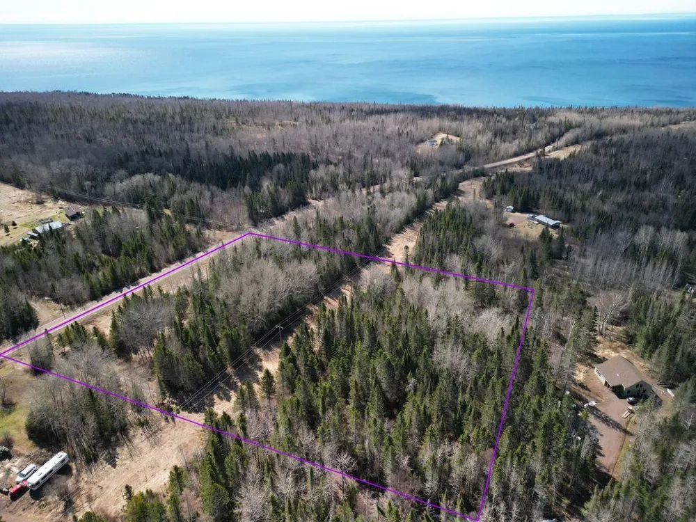 2983 County Rd 7 Grand Marais, MN 55604