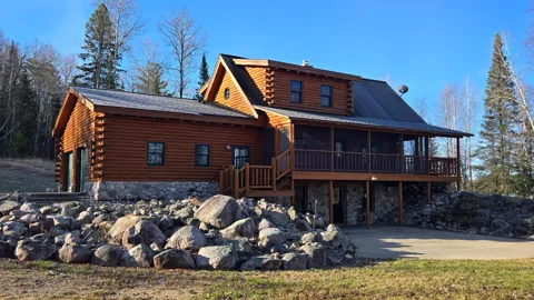 7272 Far North Road