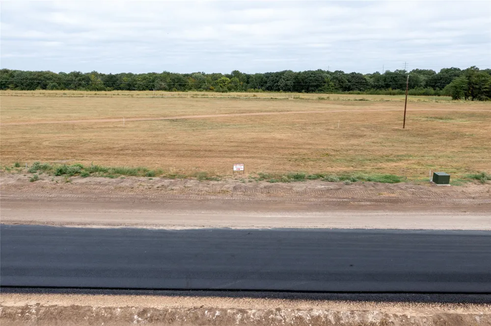 615 Bois D 'Arc Lane Dodd City, TX 75438