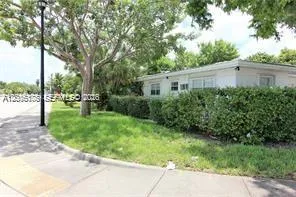 190 NE 90th St ##1 El Portal, FL 33138
