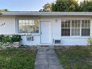 190 NE 90th St ##2 El Portal, FL 33138