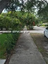 190 NE 90th St ##2 El Portal, FL 33138