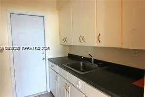 190 NE 90th St ##2 El Portal, FL 33138
