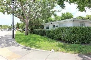 190 NE 90th St ##2 El Portal, FL 33138