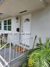 8960 NE 2nd Ave #1 El Portal, FL 33138