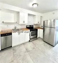 8960 NE 2nd Ave #1 El Portal, FL 33138