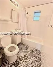 8960 NE 2nd Ave #1 El Portal, FL 33138