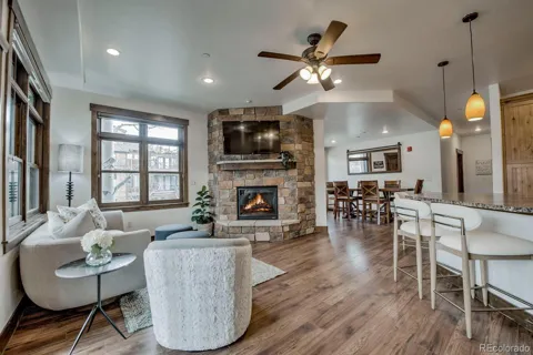 401 Granite Street #15