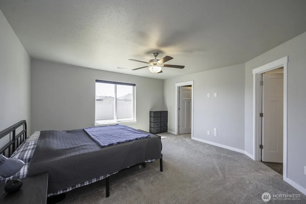 1012 8th Avenue NE Ephrata, WA 98823