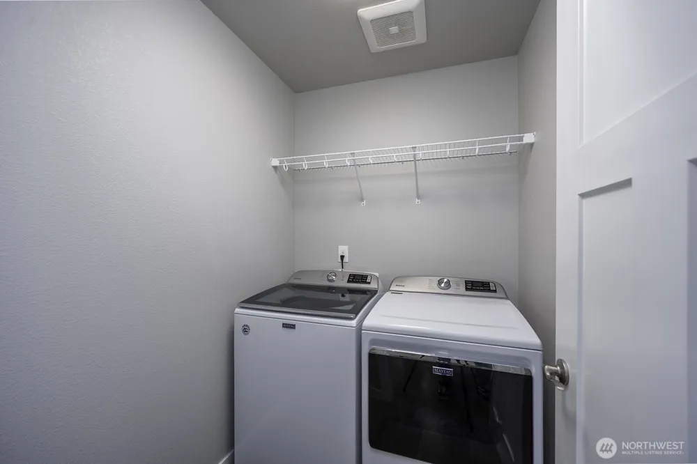 1012 8th Avenue NE Ephrata, WA 98823